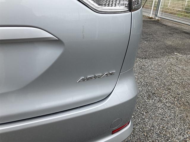 エスティマ アエラス　３列シート　フルフラット　盗難防止システム　衝突安全ボディ　ＨＩＤ（40枚目）