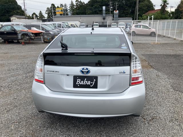 プリウス Ｓツーリングセレクション　キーレス　スマートキー　衝突安全ボディ　ＬＥＤ　アイドリングストップ（6枚目）