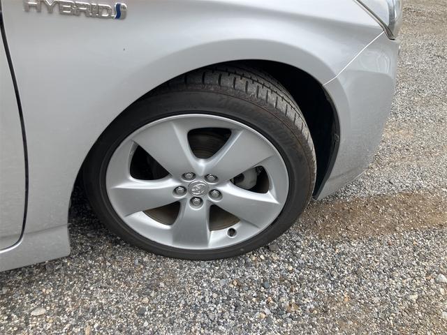 プリウス Ｓツーリングセレクション　キーレス　スマートキー　衝突安全ボディ　ＬＥＤ　アイドリングストップ（32枚目）