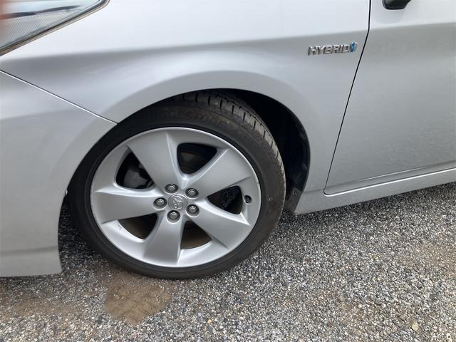 プリウス Ｓツーリングセレクション　キーレス　スマートキー　衝突安全ボディ　ＬＥＤ　アイドリングストップ（33枚目）