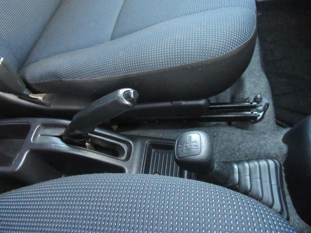 キックス ＲＸ　ＥＴＣ　ワンセグ　キーレス　４ＷＤ（19枚目）