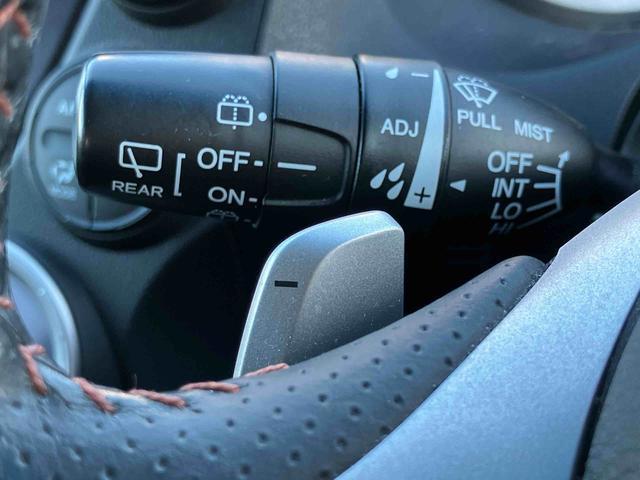 フィット ＲＳ　純正ナビゲーション　ＥＴＣ車載器　キーフリーシステム　保証１年間距離無制限付き　純正ナビゲーション　ＥＴＣ車載器　キーフリーシステム　パワーウインドウ　電動格納ドアミラー　アルミホイール（8枚目）