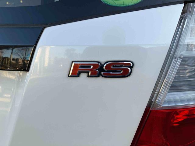 フィット ＲＳ　純正ナビゲーション　ＥＴＣ車載器　キーフリーシステム　保証１年間距離無制限付き　純正ナビゲーション　ＥＴＣ車載器　キーフリーシステム　パワーウインドウ　電動格納ドアミラー　アルミホイール（33枚目）