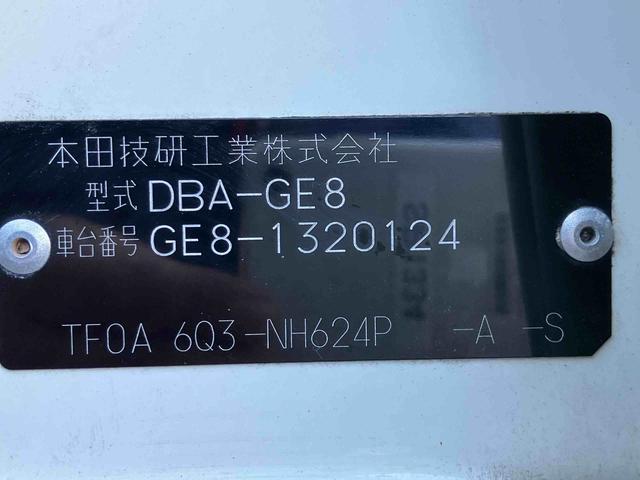 フィット ＲＳ　純正ナビゲーション　ＥＴＣ車載器　キーフリーシステム　保証１年間距離無制限付き　純正ナビゲーション　ＥＴＣ車載器　キーフリーシステム　パワーウインドウ　電動格納ドアミラー　アルミホイール（35枚目）
