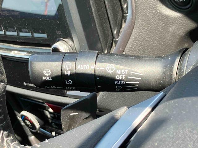 フォレスター プレミアム　ナビゲーション　ＥＴＣ車載器　キーフリーシステム　保証１年間距離無制限付き　ナビゲーション　ＥＴＣ車載器　キーフリーシステム　シートリフター　シートヒーター　ＬＥＤヘッドランプ　ドライブレコーダー　全方位カメラ（12枚目）