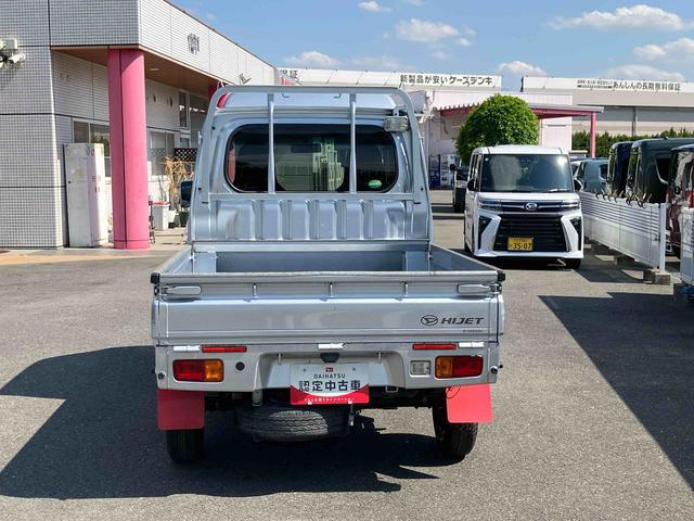 ハイゼットトラック ジャンボ　４ＷＤ　５速マニュアル　パワーウインドウ　まごころ保証　１年間・走行距離無制限付き　４ＷＤ　５速マニュアル車　パワーウインドウ　キーレスエントリー　大型荷台作業灯　ディスプレイオーディオ　ＵＳＢ電源ソケット（6枚目）