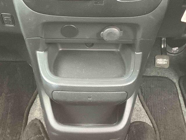 デリカＤ：２ Ｓ　ナビゲーション　ＥＴＣ車載器　電動格納ドアミラー　保証１年間距離無制限付き　電動格納ドアミラー　ナビゲーション　ＥＴＣ車載器　オートエアコン　オートライト　両側電動スライドドア　オートクルーズコントロール　キーフリーシステム（19枚目）