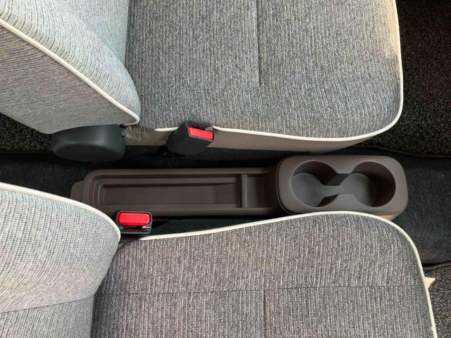 ミラトコット Ｇ　リミテッド　ＳＡＩＩＩ　純正７インチナビ　キーフリー　保証　まごころ保証　１年間・走行距離無制限付き　純正７インチナビ　パノラマモニター　キーフリーシステム　コーナーセンサー　アイドリングストップ　前席シートヒーター　サイドエアバッグ（20枚目）