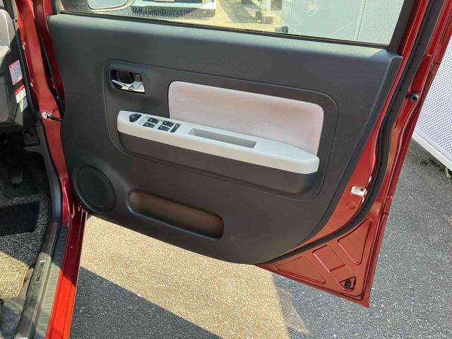 ミラトコット Ｇ　リミテッド　ＳＡＩＩＩ　純正７インチナビ　キーフリー　保証　まごころ保証　１年間・走行距離無制限付き　純正７インチナビ　パノラマモニター　キーフリーシステム　コーナーセンサー　アイドリングストップ　前席シートヒーター　サイドエアバッグ（23枚目）