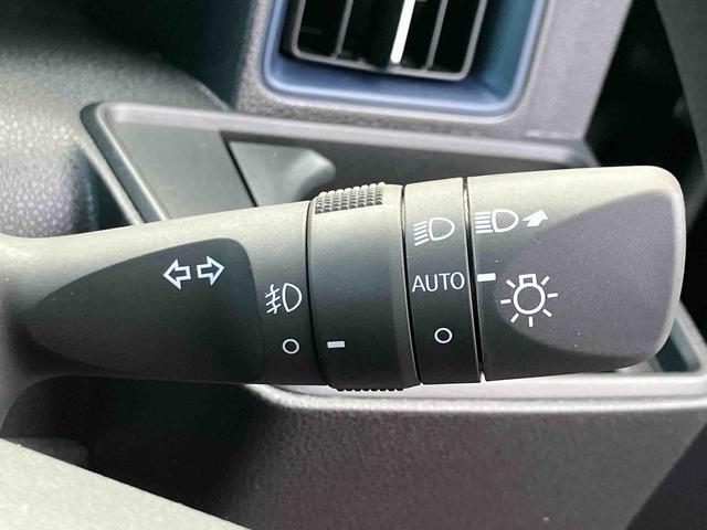 タント カスタムＸ　届け出済み未使用車　登録済み未使用車　アダプティブクルーズコントロール　レーンキープコントロール　パノラマモニター対応カメラ　電動パーキングブレーキ　両側電動スライドドア　６コーナーセンサー　ＬＥＤヘッドランプ　ＵＳＢ（22枚目）