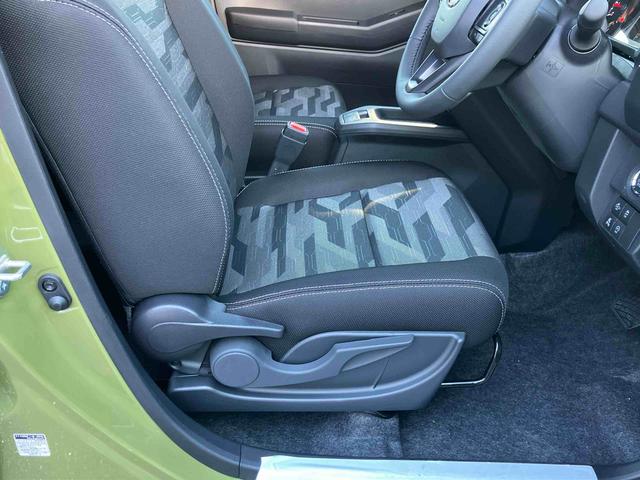 タフト Ｇターボ　クロムベンチャー　届け出済み未使用車　登録済み未使用車　クロムベンチャーモデル　インタークーラーターボ　バックカメラ　両席シートヒーター　アダプティブクルーズコントロール　レーンキープコントロール　電動パーキングブレーキ　コーナーセンサー（26枚目）