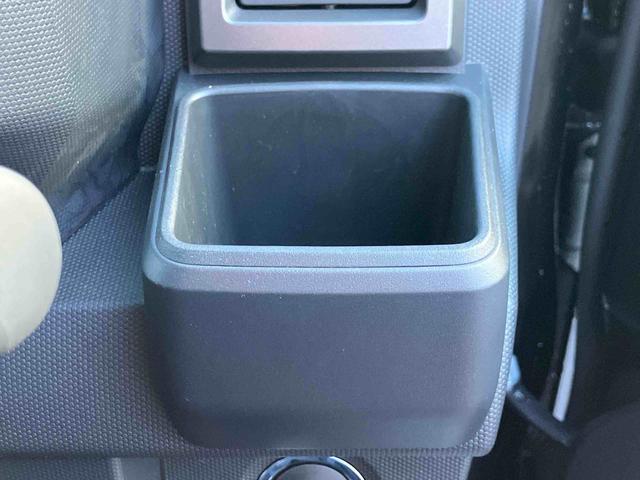 タフト Ｇ　クロムベンチャー　届け出済み未使用車　登録済み未使用車　クロムベンチャーモデル　９インチスマホ連携ディスプレイオーディオ　ＵＳＢ＆ＨＤＭＩソケット　バックカメラ　両席シートヒーター　電動パーキングブレーキ　６コーナーセンサー　ＬＥＤランプ（22枚目）