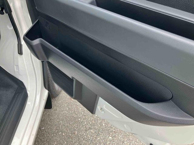 ハイゼットカーゴ ＤＸ　登録済み未使用車　保証　新車保証・まごころ保証　１年間・走行距離無制限付き（17枚目）