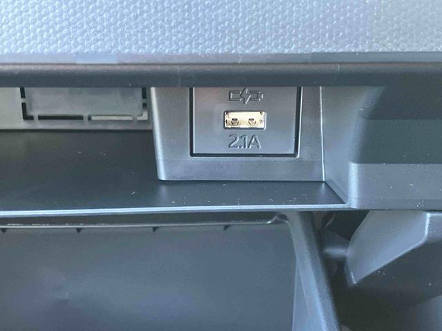 タフト Ｇ　届け出済み未使用車　登録済み未使用車　オレンジインテリヤ　ＬＥＤヘッドランプ＆ＬＥＤフォグランプ　両席シートヒーター　ＵＳＢソケット　バックカメラ　１５インチアルミホイール　６コーナーセンサー　電動パーキングブレーキ（17枚目）