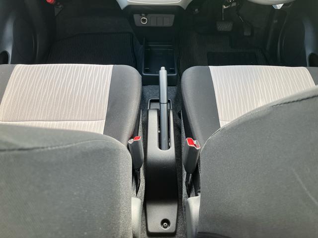 ミライース X SAIII LEDヘッドランプ 電動格納ドアミラー 保証1年間距離無制限付き LEDヘッドランプ 電動格納ミラー キーレスエントリー 4スピーカー 6コーナーセンサー バックカメラ エコドライブアシスト照明 エコ発電制御機能 AM/FM付CDステレオ(11枚目)