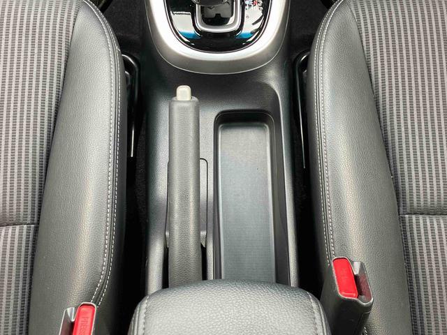 フィットハイブリッド L ホンダセンシング ナビゲーション ETC車載器 保証 まごころ保証 1年間・走行距離無制限付き ナビゲーション ETC車載器 バックカメラ 電動格納ドアミラー オートエアコン クルーズコントロール キーフリーシステム 電動パーキングブレーキ(14枚目)