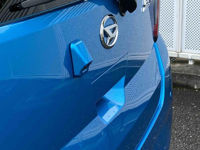 ミライース X SAIII LEDヘッドランプ キーレスエントリー バックカメラ 6コーナーセンサー 14インチラジアルタイヤ 電動格納ミラー 4スピーカー エコ発電制御機能 エコドライブアシスト照明 AM/FM付きCDステレオ(5枚目)