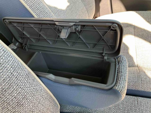 ムーヴキャンバス ストライプスＧ　保証　新車保証・まごころ保証　１年間・走行距離無制限付き（29枚目）