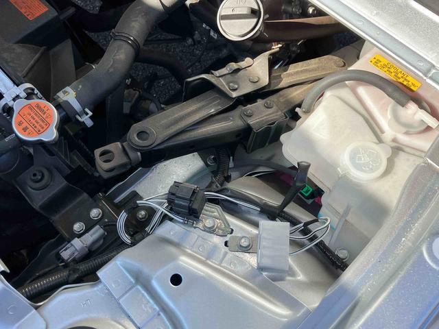 ハイゼットトラック スタンダード 車検整備2年付き FR専用CVT パートタイム4輪駆動 マルチリフレクターヘッドランプ AM/FM付きラジオ 6コーナーセンサー 三方開き 荷台フロア長2030mm 荷台幅1410mm オートライト(24枚目)