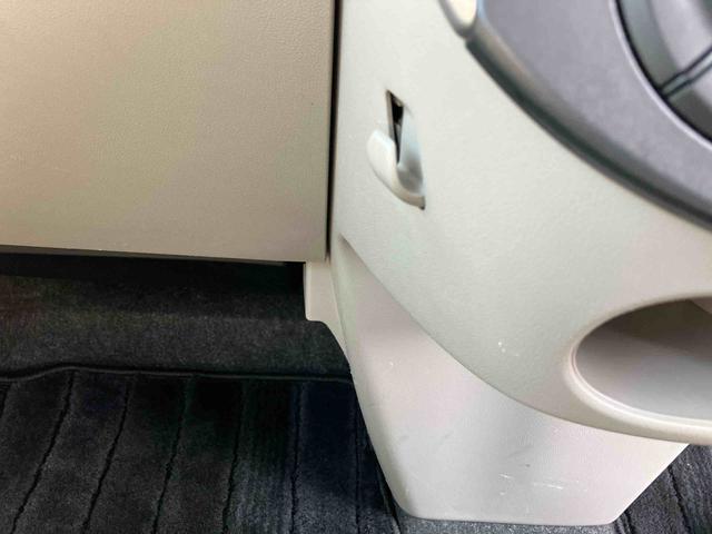 タント ウエルカムシート 福祉車両 フレンドシップシリーズ ウエルカムシート仕様 左側電動スライドドア オートエアコン AM/FM付きCDステレオ プッシュボタンスタート&キーフリーシステム マルチリフレクターヘッドランプ消費税非課税(19枚目)