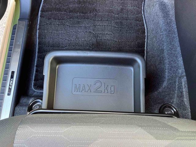 タフト Ｇターボ　インタークーラーターボエンジン　４輪駆動　パノラマモニター対応カメラ　純正９型オールインワンナビ　純正ＥＴＣ　前後ナビ連動式ドライブレコーダー　両席シートヒーター　４コーナーセンサー　１５インチタイヤ（18枚目）