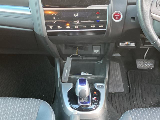 フィットハイブリッド Lパッケージ 保証 まごころ保証 1年間・走行距離無制限付き(10枚目)