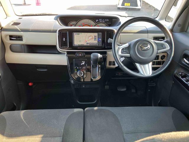 ムーヴキャンバス ＧブラックアクセントＶＳ　ＳＡＩＩＩ　パノラマモニター対応カメラ　純正７型ワイドエントリーナビ　純正ＥＴＣ　前後ナビ連動式ドライブレコーダー　両側電動スライドドア　運転席シートヒーター　ＬＥＤヘッドランプ　置きラクボックス　ＵＳＢソケット（9枚目）