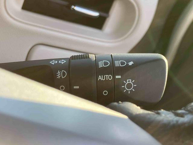 ムーヴキャンバス ＧブラックアクセントＶＳ　ＳＡＩＩＩ　パノラマモニター対応カメラ　純正７型ワイドエントリーナビ　純正ＥＴＣ　前後ナビ連動式ドライブレコーダー　両側電動スライドドア　運転席シートヒーター　ＬＥＤヘッドランプ　置きラクボックス　ＵＳＢソケット（23枚目）