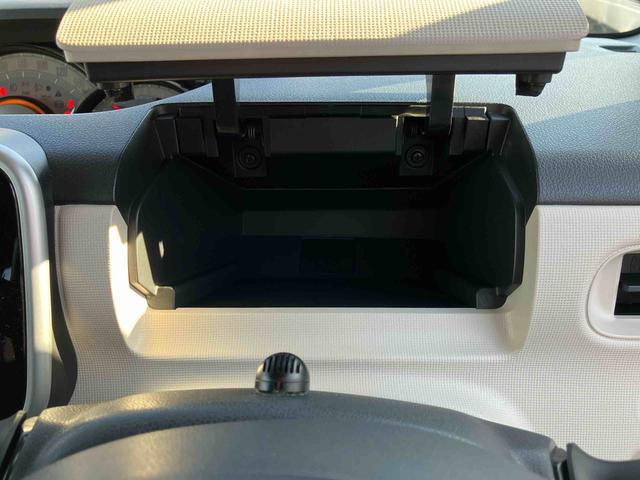 ムーヴキャンバス ＧブラックアクセントＶＳ　ＳＡＩＩＩ　パノラマモニター対応カメラ　純正７型ワイドエントリーナビ　純正ＥＴＣ　前後ナビ連動式ドライブレコーダー　両側電動スライドドア　運転席シートヒーター　ＬＥＤヘッドランプ　置きラクボックス　ＵＳＢソケット（24枚目）