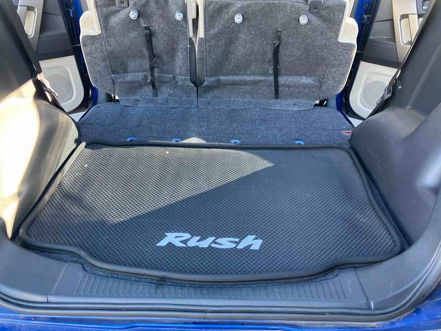 新車メーカー保証に準じた万全の保証を１年間無償で受けられる「まごころ保証」、さらに保証を延長できる「まごころ保証プラス」「まごころ保証プラスα」をご用意しております。