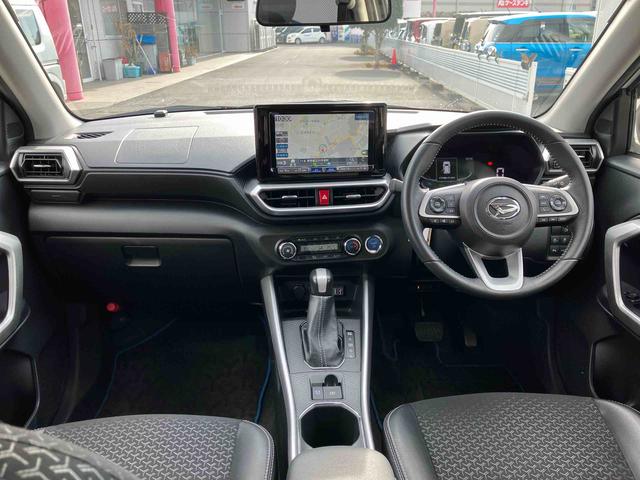 ロッキー プレミアムG HEV ハイブリッドモデル 純正9型オールインワンナビ パノラマモニター対応カメラ 前後ナビ連動式ドライブレコーダー 純正ETC 17インチアルミホイール アダプティブクルーズコントロール 両席シートヒーター(10枚目)