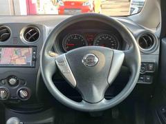 Ｄモール立川ポテトロード店は安心のディーラー系中古車のお店です☆ディーラーにしかできない品質、サービスできっとご満足いただけると思っております。☆皆様のご来店スタッフ一同お待ちしております！ 4