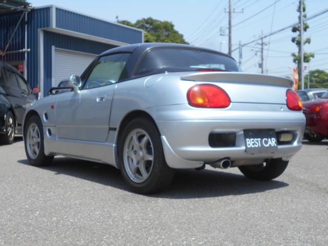 カプチーノ ベースグレード　最終型　５速マニュアル　ツインカムターボ　ノーマル車　４ＷＡＹオープンカー　純正リアウイング　後期型専用１４インチアルミ　ＣＤオーディオ　ＥＴＣ付　収納ネット　ルーフ収納カバー付き（3枚目）