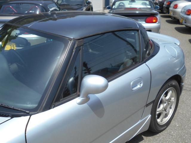 カプチーノ ベースグレード　最終型　５速マニュアル　ツインカムターボ　ノーマル車　４ＷＡＹオープンカー　純正リアウイング　後期型専用１４インチアルミ　ＣＤオーディオ　ＥＴＣ付　収納ネット　ルーフ収納カバー付き（44枚目）