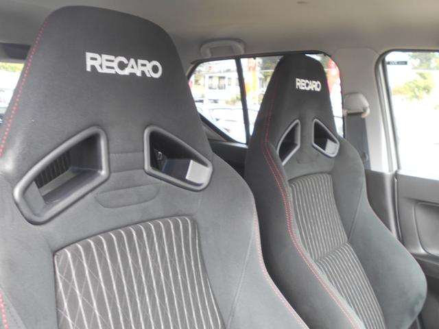 アルトワークス ベースグレード　５速　４ＷＤ　ターボ車　カキモトマフラー　スマートキー　純正レカロシート　純正ナビ　ＴＶ　ＤＶＤ　ＣＤブルートゥース　ＥＴＣ付　オートエアコン　ドアバイザー　レーダー探知機　ブースト計（23枚目）
