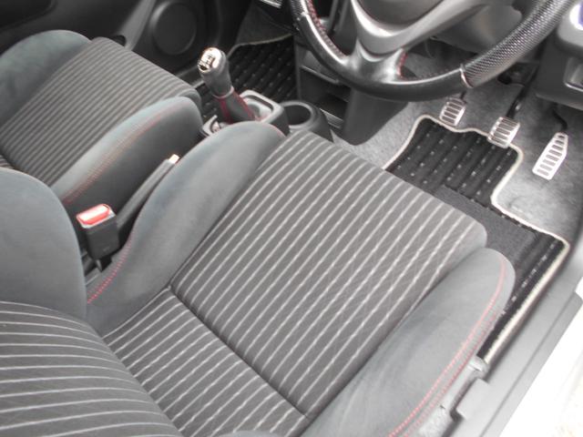 アルトワークス ベースグレード　５速　４ＷＤ　ターボ車　カキモトマフラー　スマートキー　純正レカロシート　純正ナビ　ＴＶ　ＤＶＤ　ＣＤブルートゥース　ＥＴＣ付　オートエアコン　ドアバイザー　レーダー探知機　ブースト計（25枚目）