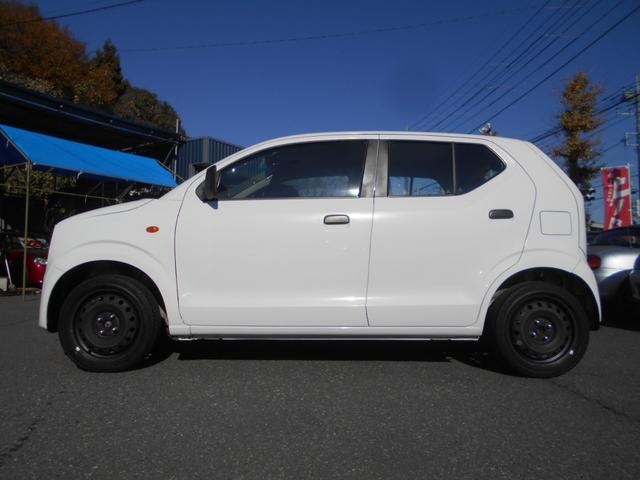 アルト ＶＰ　５速マニュアル　５ドアハッチバック　４ナンバーバン　Ｗエアーバッグ　パワステ　エアコン　純正ラジオ　ＥＴＣ　キーレス　スペアキー　１５インチホイール　４人乗り（5枚目）