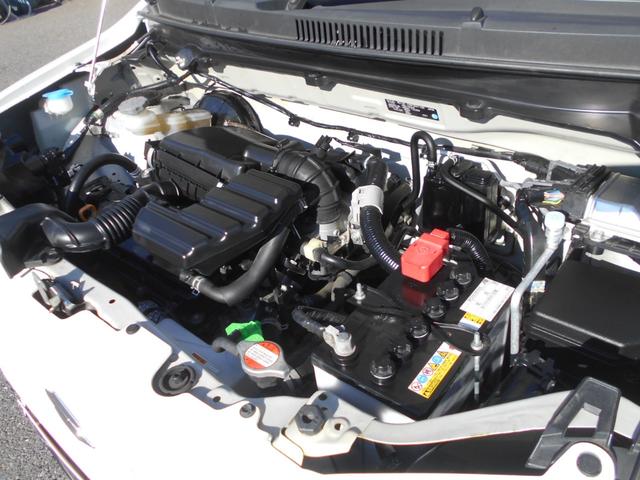 アルト ＶＰ　５速マニュアル　５ドアハッチバック　４ナンバーバン　Ｗエアーバッグ　パワステ　エアコン　純正ラジオ　ＥＴＣ　キーレス　スペアキー　１５インチホイール　４人乗り（27枚目）