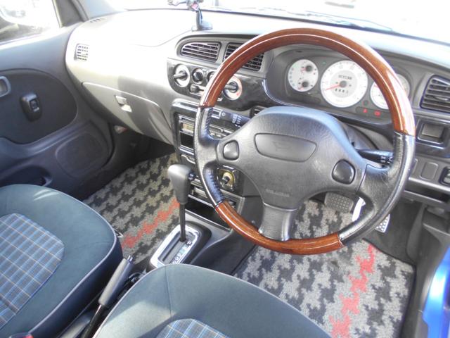 ミラジーノ ミニライトスペシャル　オートマ　タイミングベルト一式交換済　５ドアハッチバック　純正１４インチアルミ　キーレス　ウッドハンドル　ＣＤオーディオ　ＥＴＣ　ドアバイザー　フォグランプ　パワステ　パワーウインドウ（8枚目）