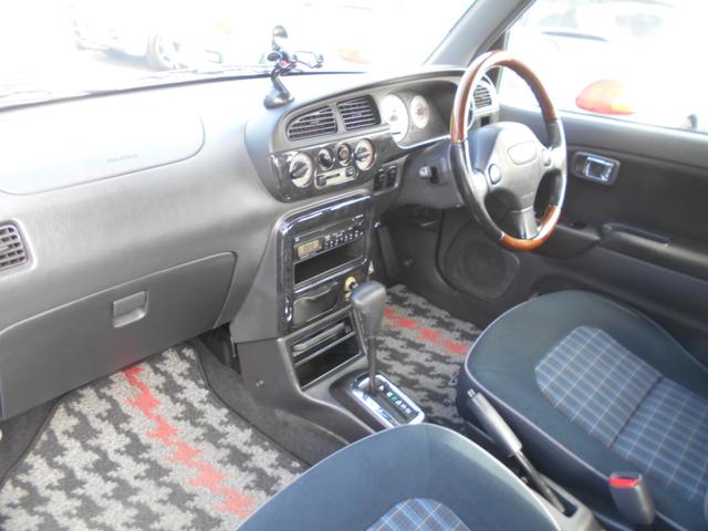 ミラジーノ ミニライトスペシャル　オートマ　タイミングベルト一式交換済　５ドアハッチバック　純正１４インチアルミ　キーレス　ウッドハンドル　ＣＤオーディオ　ＥＴＣ　ドアバイザー　フォグランプ　パワステ　パワーウインドウ（9枚目）