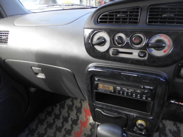 ミラジーノ ミニライトスペシャル　オートマ　タイミングベルト一式交換済　５ドアハッチバック　純正１４インチアルミ　キーレス　ウッドハンドル　ＣＤオーディオ　ＥＴＣ　ドアバイザー　フォグランプ　パワステ　パワーウインドウ（10枚目）