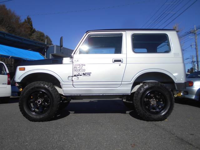 ジムニー ランドベンチャー　５速　４ＷＤ　ターボ　リフトアップ　１６インチアルミ　マッドタイヤ　社外前後バンパー　ウイルズウインマフラー　ＬＥＤヘッドライト　背面タイヤ　パワステ　ＣＤ　ＥＴＣ　タイミングベルト一式交換済（53枚目）