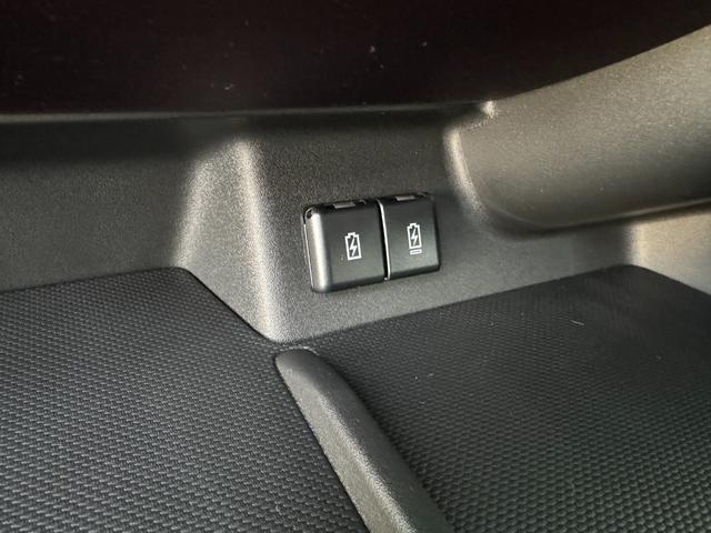 スペーシアカスタム 　エムズスピードエアロ　フロントグリル　ローダウン　１６インチＡＷ　全方位モニター付きメモリーナビ　　Ｂｌｕｅｔｏｏｔｈ　両側電動スライドドア　ステアリングヒーター　オットマン　ＬＥＤヘッドランプ（12枚目）
