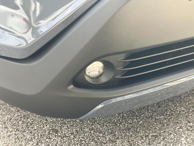カローラクロス ハイブリッド　Ｚ　ノラマルーフ　パノラミックビューモニター　ブラインドスポットモニター　安心降車アシスト　パーキングサポートブレーキ　アダプティブハイビーム　ステアリングヒーター　ナノイーＸ　置くだけ充電（32枚目）