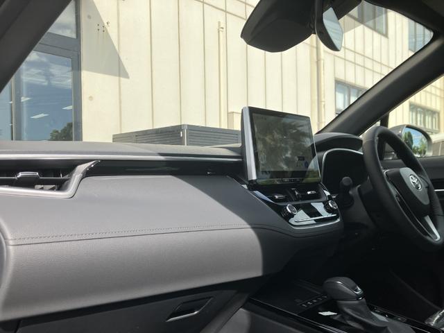 カローラクロス ハイブリッド　Ｚ　ノラマルーフ　パノラミックビューモニター　ブラインドスポットモニター　安心降車アシスト　パーキングサポートブレーキ　アダプティブハイビーム　ステアリングヒーター　ナノイーＸ　置くだけ充電（70枚目）