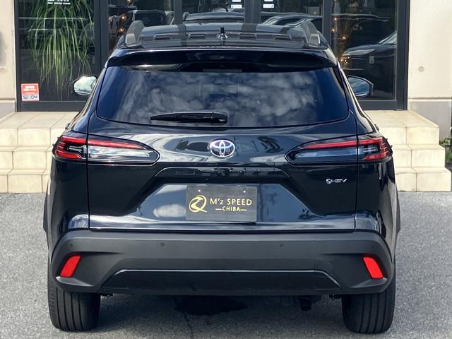 カローラクロス ハイブリッド　Ｚ　ノラマルーフ　パノラミックビューモニター　ブラインドスポットモニター　安心降車アシスト　パーキングサポートブレーキ　アダプティブハイビーム　ステアリングヒーター　ナノイーＸ　置くだけ充電（29枚目）