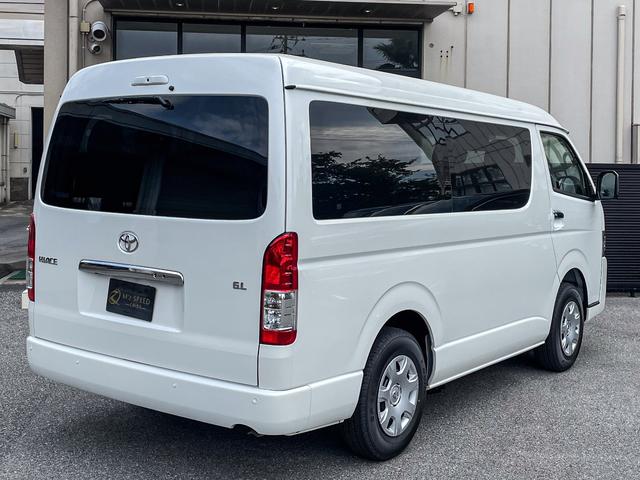 ハイエースワゴン ＧＬ　登録済み未使用車　パワースライドドア　両側固定式リヤサイドガラス　ＬＥＤヘッドランプ　パノラミックビューモニター　デジタルインナミラー　スマートキター　オーディレス　イージークローザー付きバックドア（36枚目）