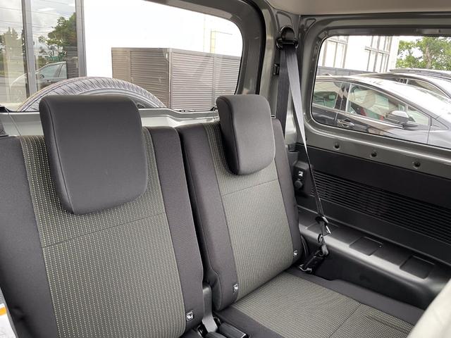 ジムニー ＸＣ　届出済未使用車　４型　ＡＴ　衝突軽減装置　シートヒーター　ＬＥＤへッドライト　クルーズコントロール　オートマチックハイビーム　車線逸脱警報革巻きハンドル　ステアリングスイッチ　オートエアコン（22枚目）