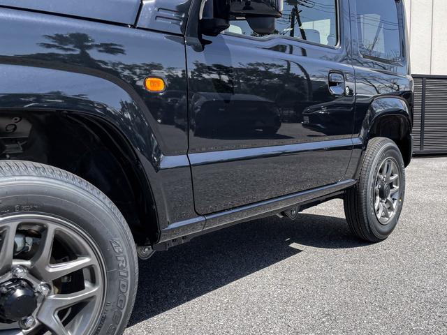 ジムニー ＸＣ　届出済未使用車　４型　ＡＴ　衝突軽減装置　シートヒーター　ＬＥＤへッドライト　クルーズコントロール　オートマチックハイビーム　車線逸脱警報革巻きハンドル　ステアリングスイッチ　オートエアコン（36枚目）