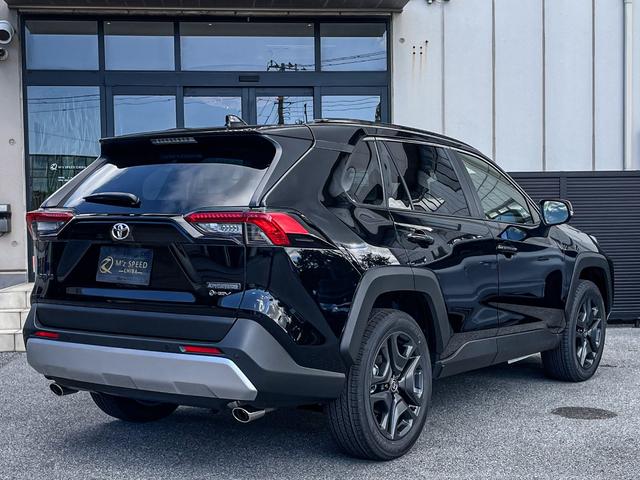 ＲＡＶ４ ハイブリッドアドベンチャー　パノラマルーフ　パノラミックビューモニター　ＢＳＭ　ＥＴＣ２．０　パワーバックドア　デジタルインナーミラー録画機能付き　ＡＣコンセント　Ｂｌｕｅｔｏｏｔｈ　寒冷地仕様　コネクティッドナビ（62枚目）